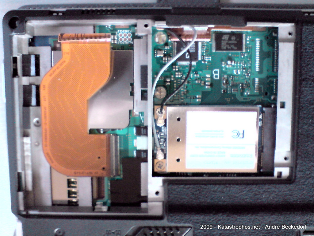 Samsung MCCOE64GEMPP-01A 64GB 1.8 SLC Solid State IDE ZIF Hard Drive
